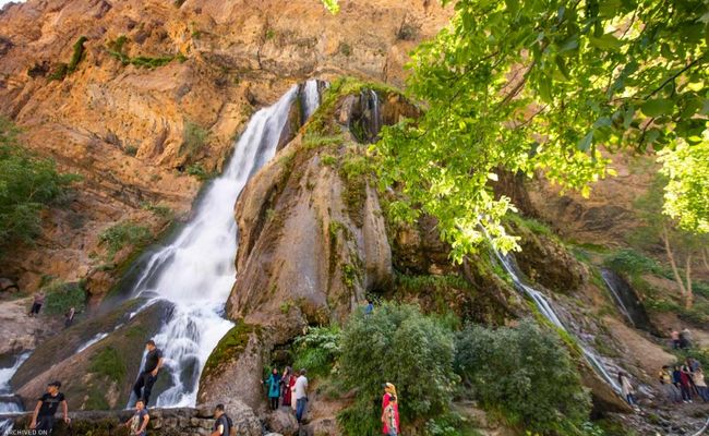 آبشار آب سفید آبشار آب سفید