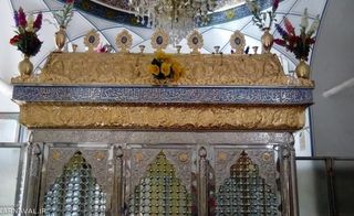 آرامگاه ستی فاطمه و مقبره شاهزادگان آرامگاه ستی فاطمه و مقبره شاهزادگان