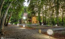 نمایی از کوشک با پهلوان پور نمایی از کوشک با پهلوان پور