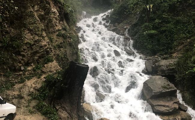 آبشار آب پری رویان آبشار آب پری رویان