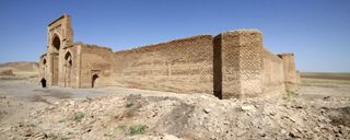 کاروانسرای رباط شرف کاروانسرای رباط شرف