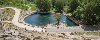 محوطه تاریخی بیستون محوطه تاریخی بیستون