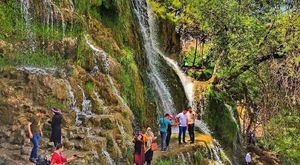 آبشار نیاسر آبشار نیاسر