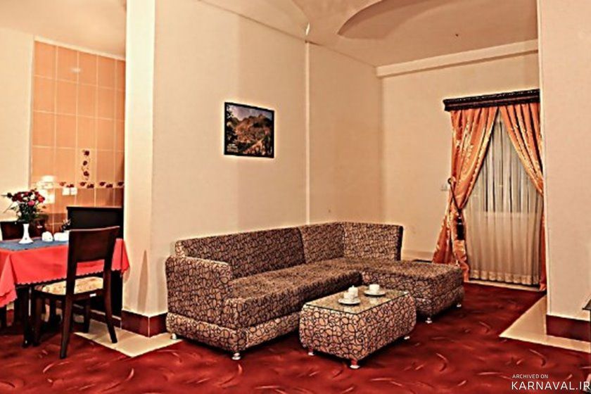 https://media.karnaval.ir/uploads/2022/03/10_0019115c-9c9f-4146-a09b-2168cff7ccf3.jpg
