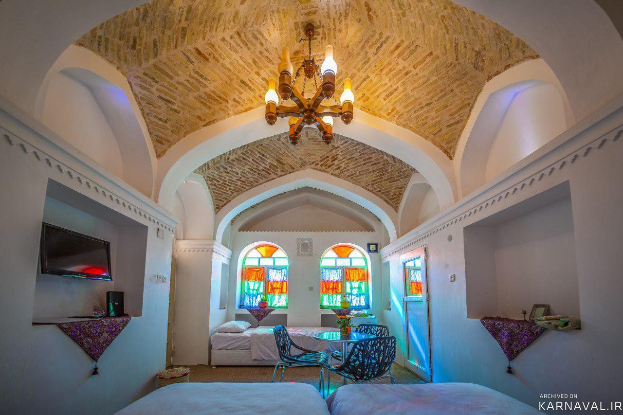 هتل سنتی خانه تاریخی طبیب شوشتر