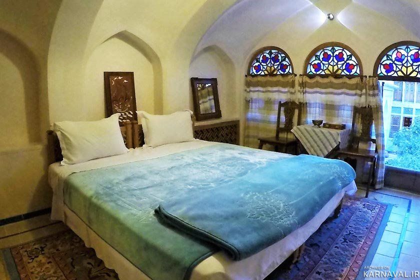 هتل مهینستان راهب کاشان