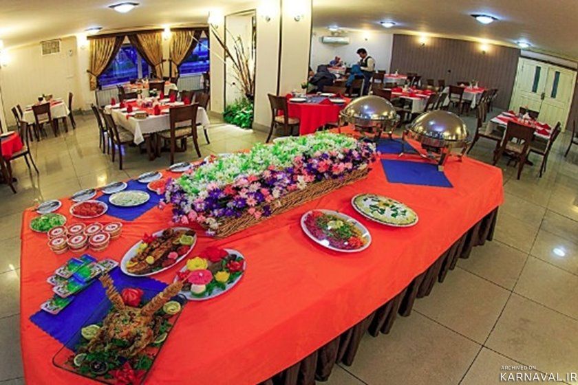 https://media.karnaval.ir/uploads/2022/03/12_dc776bd1-ccbb-49b7-8d51-ac157d8b8f90.jpg