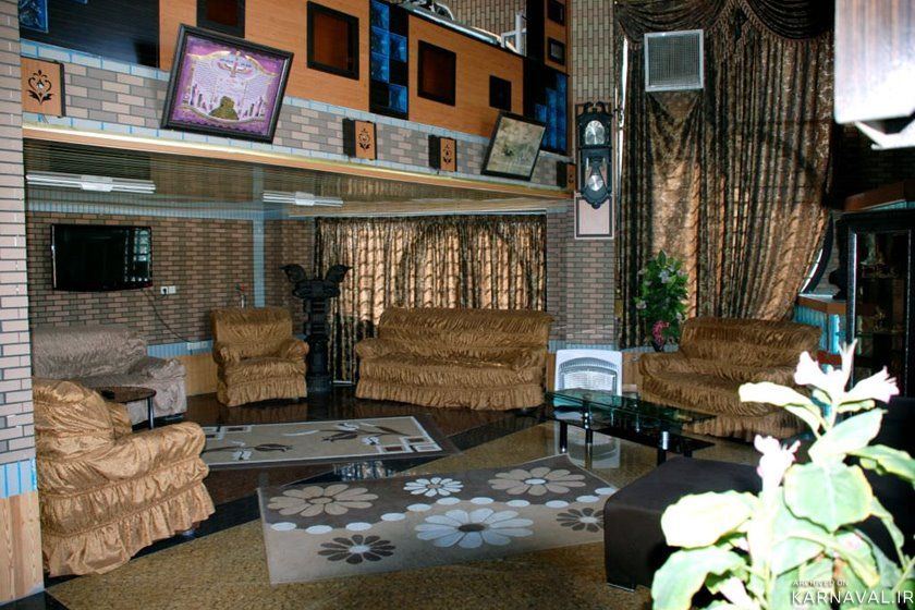 https://media.karnaval.ir/uploads/2022/03/12_ed92c200-12e0-42a7-a043-d2ba0d014281.jpg