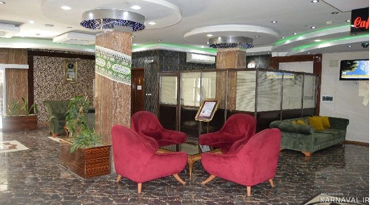 https://media.karnaval.ir/uploads/2022/03/2_051dd4f0-4753-4f3a-9519-f960e89d84f1.jpg