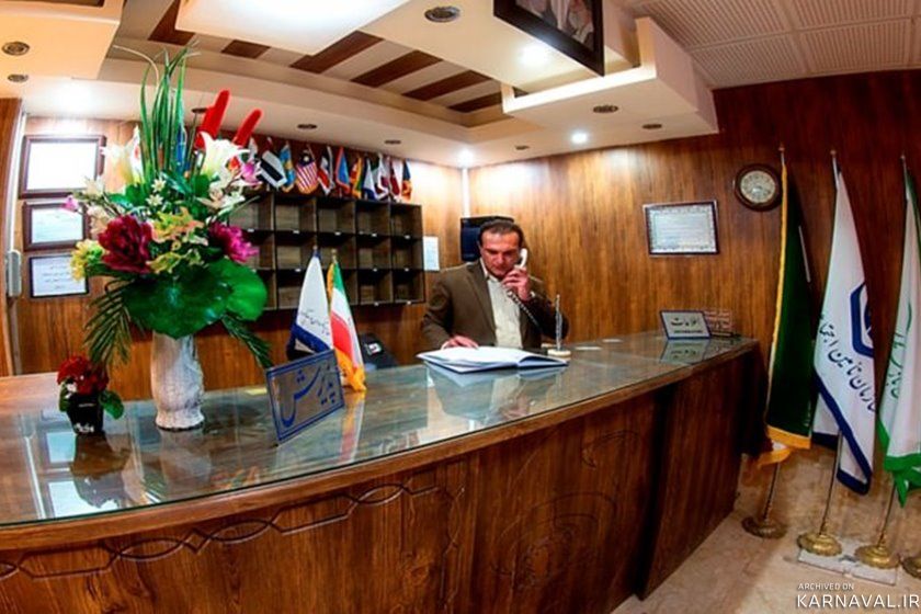 https://media.karnaval.ir/uploads/2022/03/2_d7c16e4a-9737-4ec3-9022-fd2c535acbf2.jpg