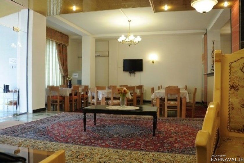 https://media.karnaval.ir/uploads/2022/03/4_2395506b-ddd2-43f0-a20a-7a937ad37ea4.jpg