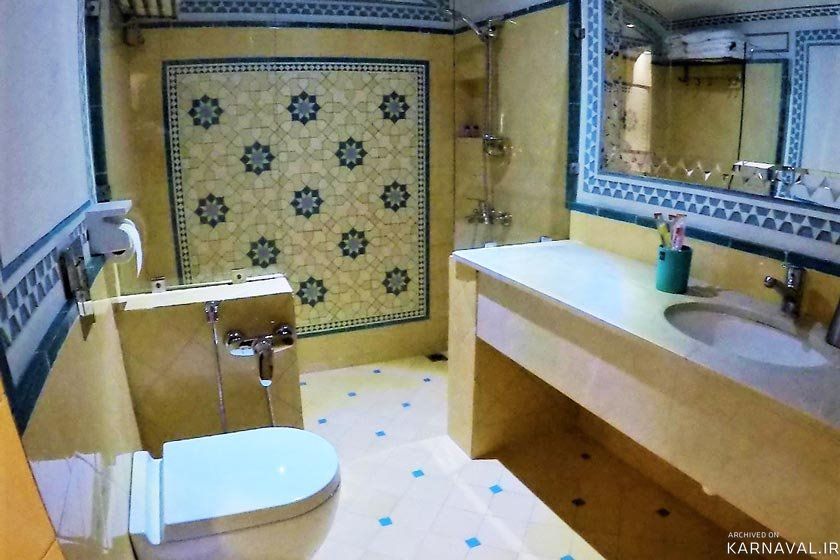 هتل مهینستان راهب کاشان