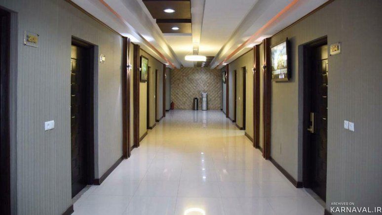 https://media.karnaval.ir/uploads/2022/03/4_fad214b4-ea5e-4844-ab83-c3fd0123c584.jpg
