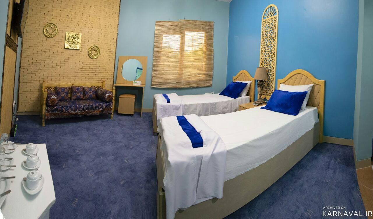 https://media.karnaval.ir/uploads/2022/03/5_1c8fe17c-ebf0-476b-b019-82bd55952c88.jpg