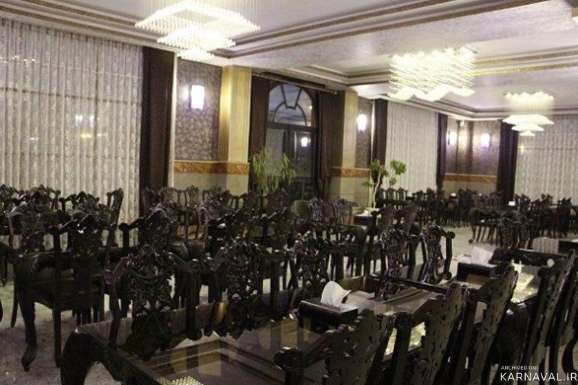 https://media.karnaval.ir/uploads/2022/03/5_38d60ba2-abe2-4d77-a39e-d53e7ef45094.jpg