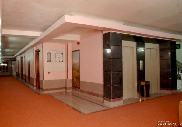 https://media.karnaval.ir/uploads/2022/03/5_c2b60974-7082-4491-bdb9-f3ddf7db83f0.jpg