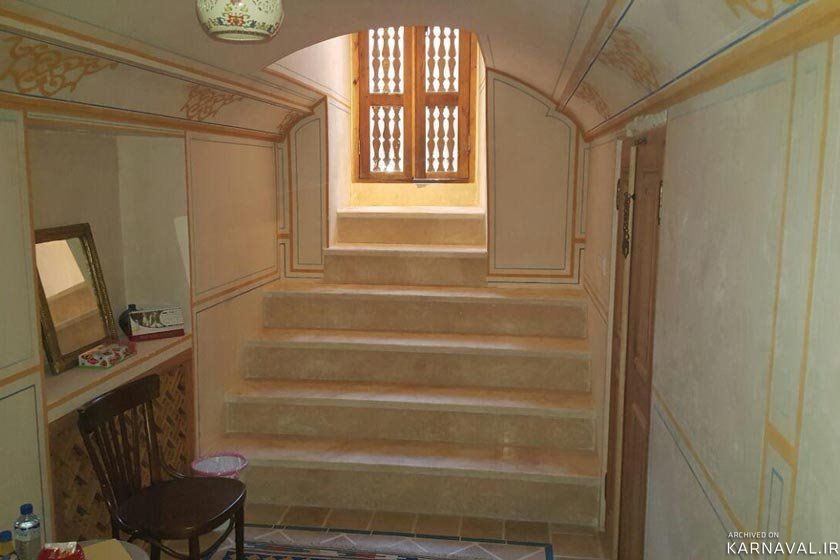 هتل مهینستان راهب کاشان