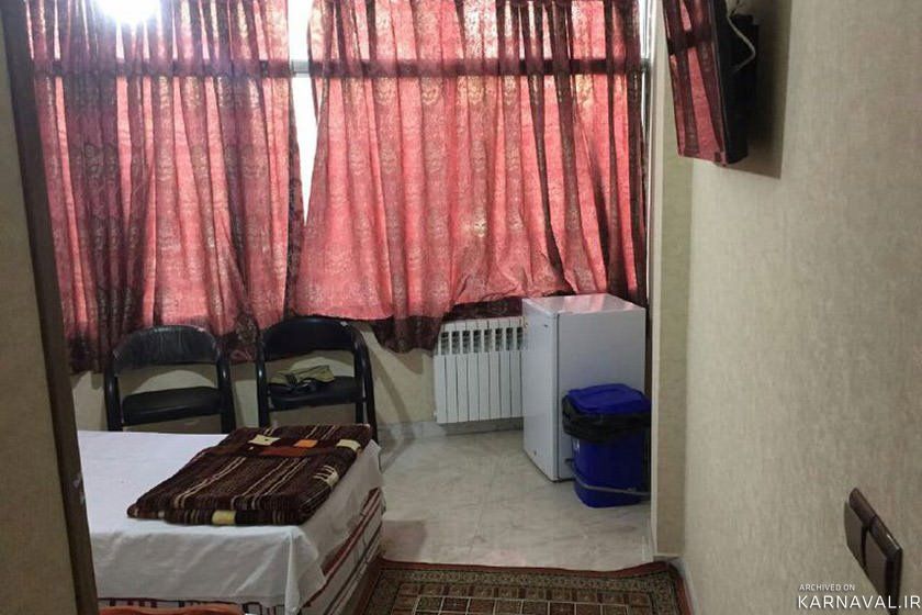 مهمانپذیر کشاورز تهران