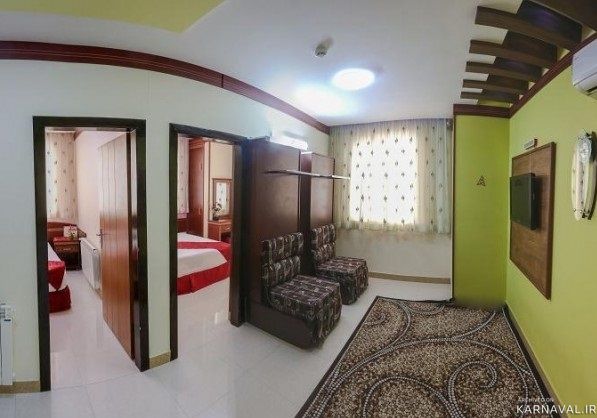 https://media.karnaval.ir/uploads/2022/03/7_35b47946-3400-4550-995e-9285b17b62ee.jpg