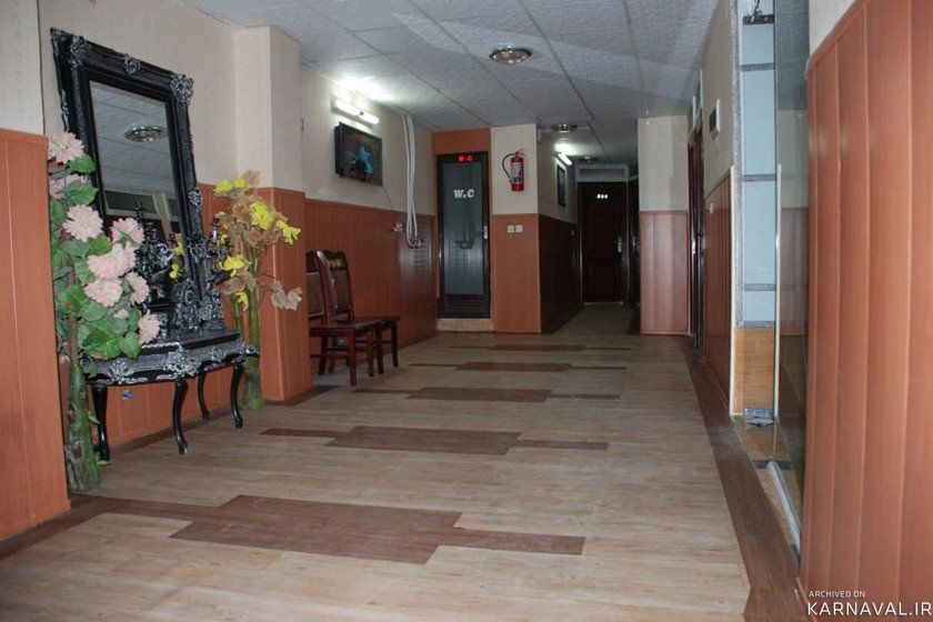 https://media.karnaval.ir/uploads/2022/03/8_8ac1b538-86a3-4550-92a8-063dbb016ade.jpg