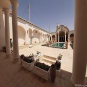 اقامتگاه تاریخی یاسمین راهب کاشان