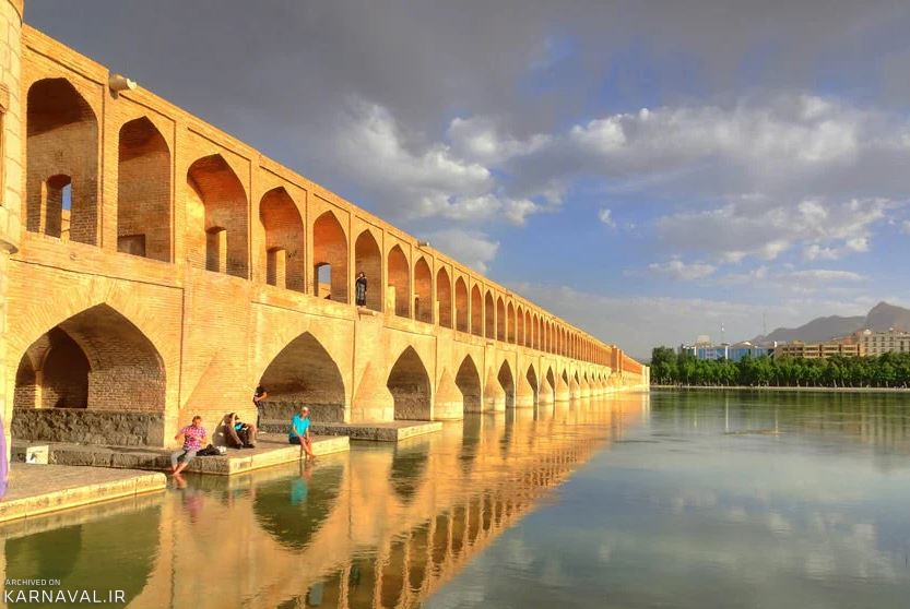 زاینده رود و نابودی پل های تاریخی اصفهان