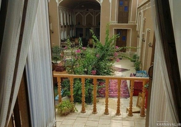 اقامتگاه قنات یزد