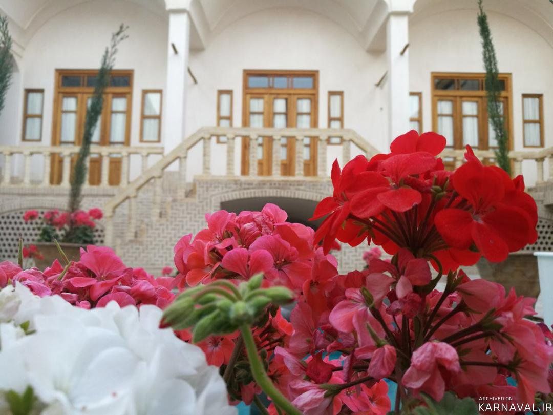 اقامتگاه سنتی کاشانه روشن کاشان