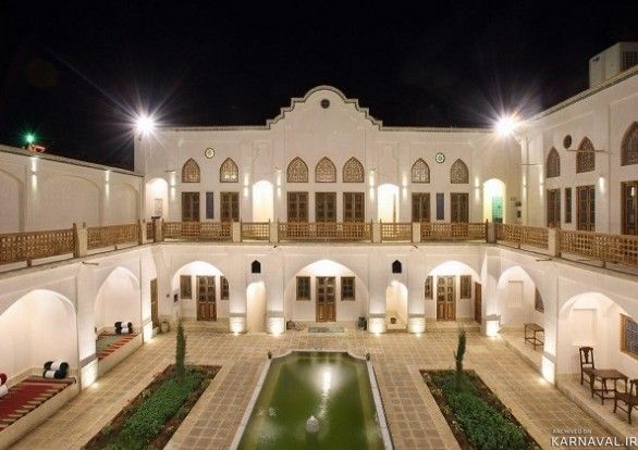 هتل خانه ادیب کاشان