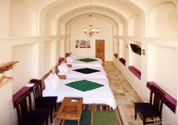 هتل خانه ادیب کاشان