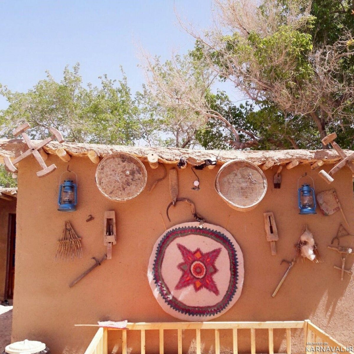 اقامتگاه بوم گردی سرو کهن ابرکوه اقامتگاه بوم گردی سرو کهن ابرکوه