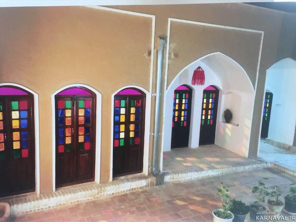 https://media.karnaval.ir/uploads/2022/07/house-16612-2019-02-27-02-46-48-0fd0bcfb44f83e7d5ac7a8922578276b9af48746.jpg
