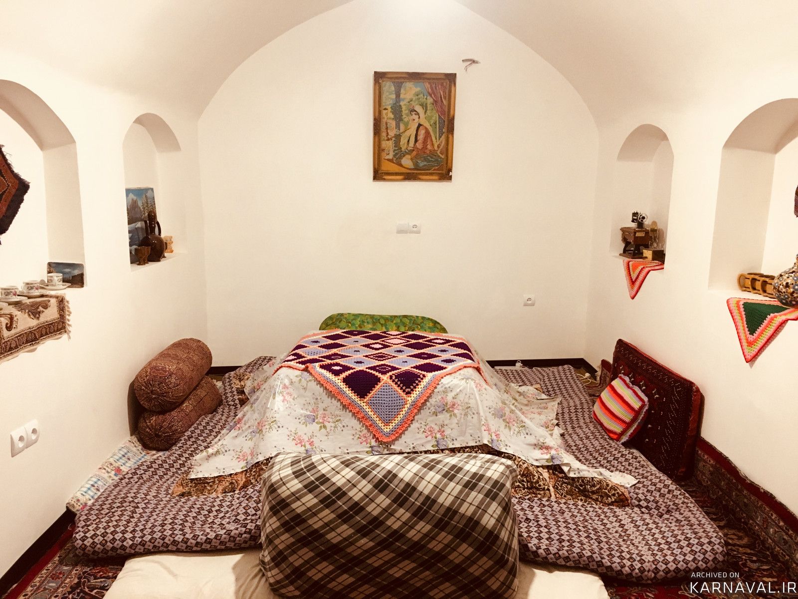 https://media.karnaval.ir/uploads/2022/07/house-16612-2022-03-20-05-18-40-0fd0bcfb44f83e7d5ac7a8922578276b9af48746.jpg