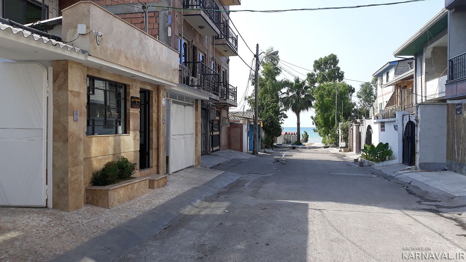 https://media.karnaval.ir/uploads/2022/07/house-19423-2021-07-23-06-03-46-359aed10da3a64061752e7a43dbe7a3ef55255c0-807597.jpg