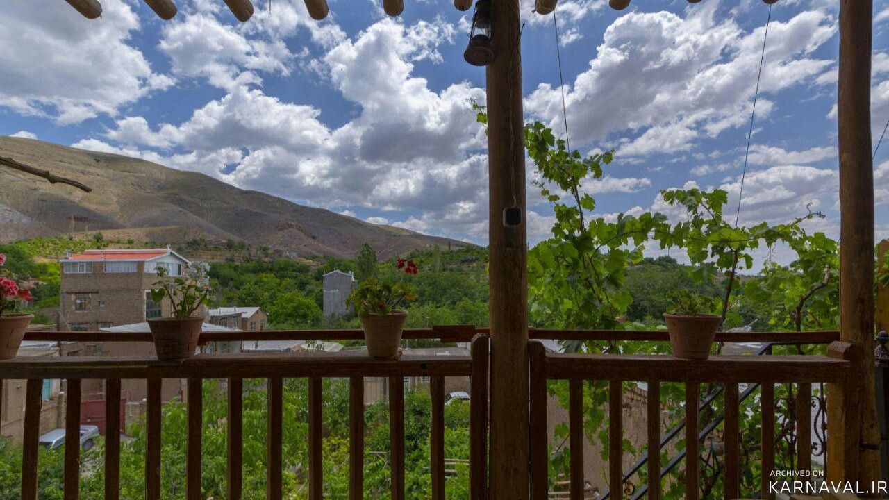 اقامتگاه بومگردی "چنارستان" اتاق نیلوفر