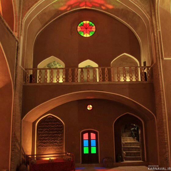 اقامتگاه بومگردی"خالو میرزا" اتاق نارنجی