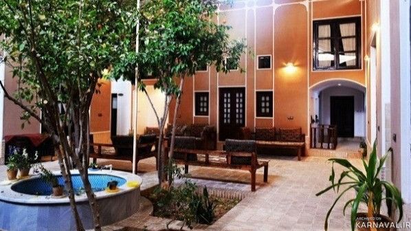 اقامتگاه بومگردی "سرای درویش" اتاق سه تخت 1