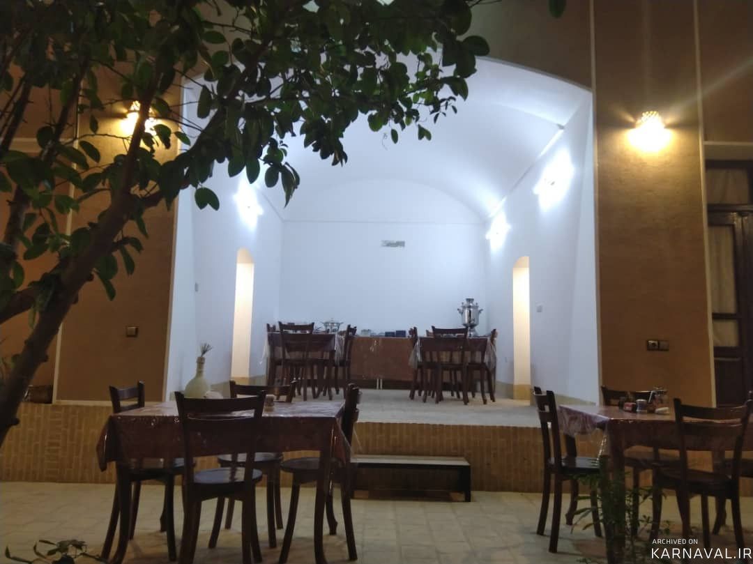 اقامتگاه بومگردی "سرای درویش" اتاق سه تخت 1