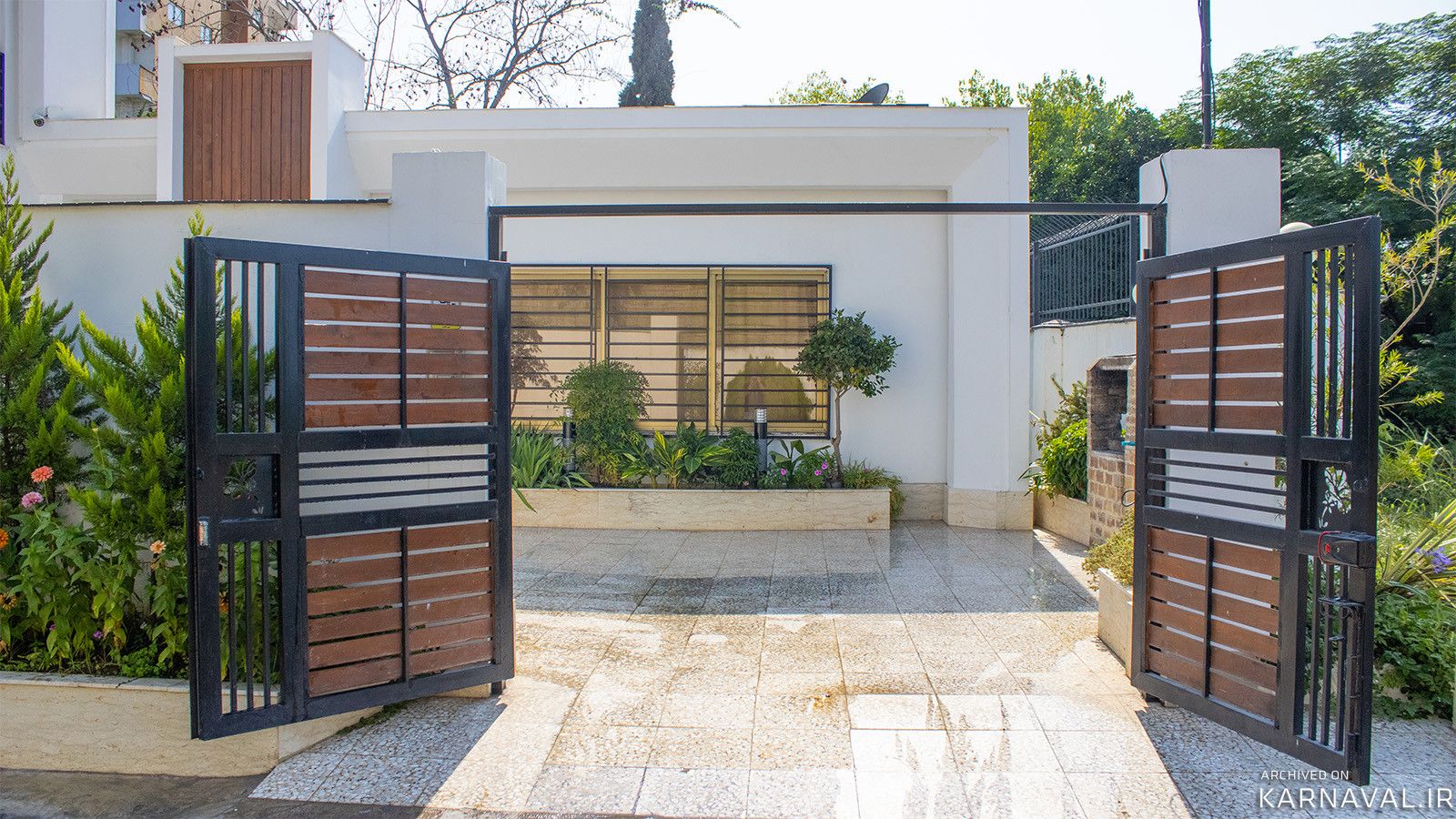 https://media.karnaval.ir/uploads/2022/07/house-41572-2021-08-16-07-50-37-359aed10da3a64061752e7a43dbe7a3ef55255c0-574121.jpg