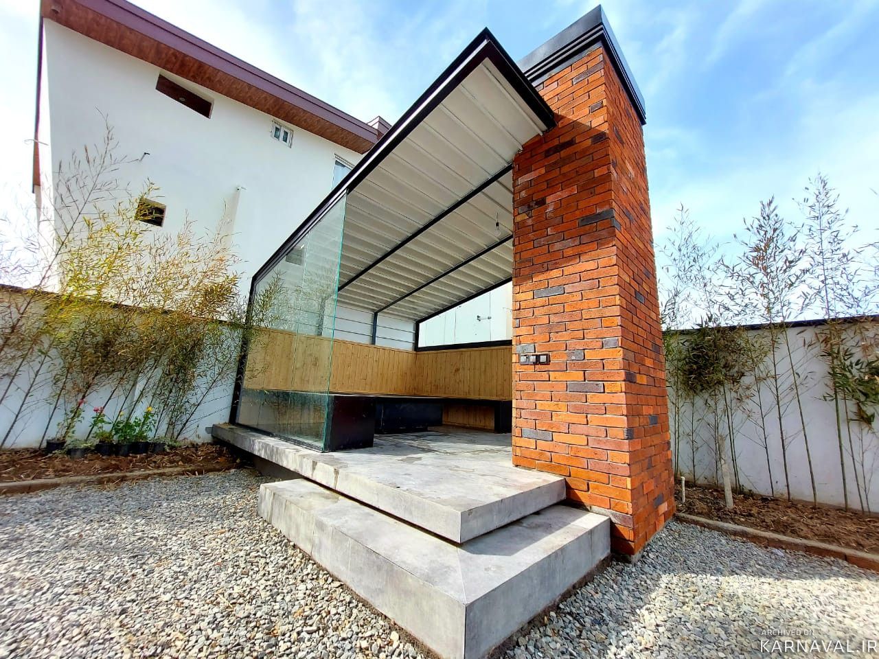 https://media.karnaval.ir/uploads/2022/07/house-62536-2022-04-10-03-54-31-359aed10da3a64061752e7a43dbe7a3ef55255c0-763576.jpg