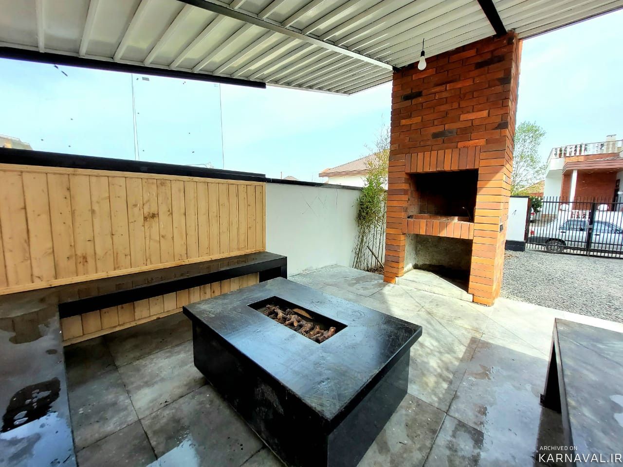https://media.karnaval.ir/uploads/2022/07/house-62536-2022-04-10-03-54-31-359aed10da3a64061752e7a43dbe7a3ef55255c0-996684.jpg