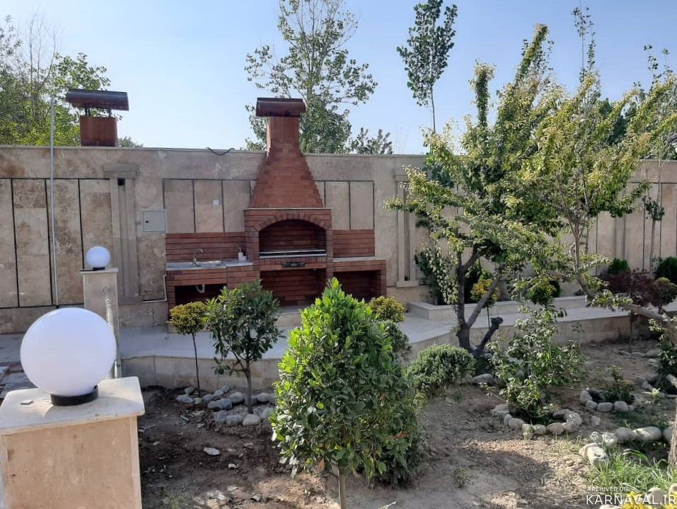 https://media.karnaval.ir/uploads/2022/07/house-65890-2022-06-14-02-27-46-359aed10da3a64061752e7a43dbe7a3ef55255c0-358849.jpg