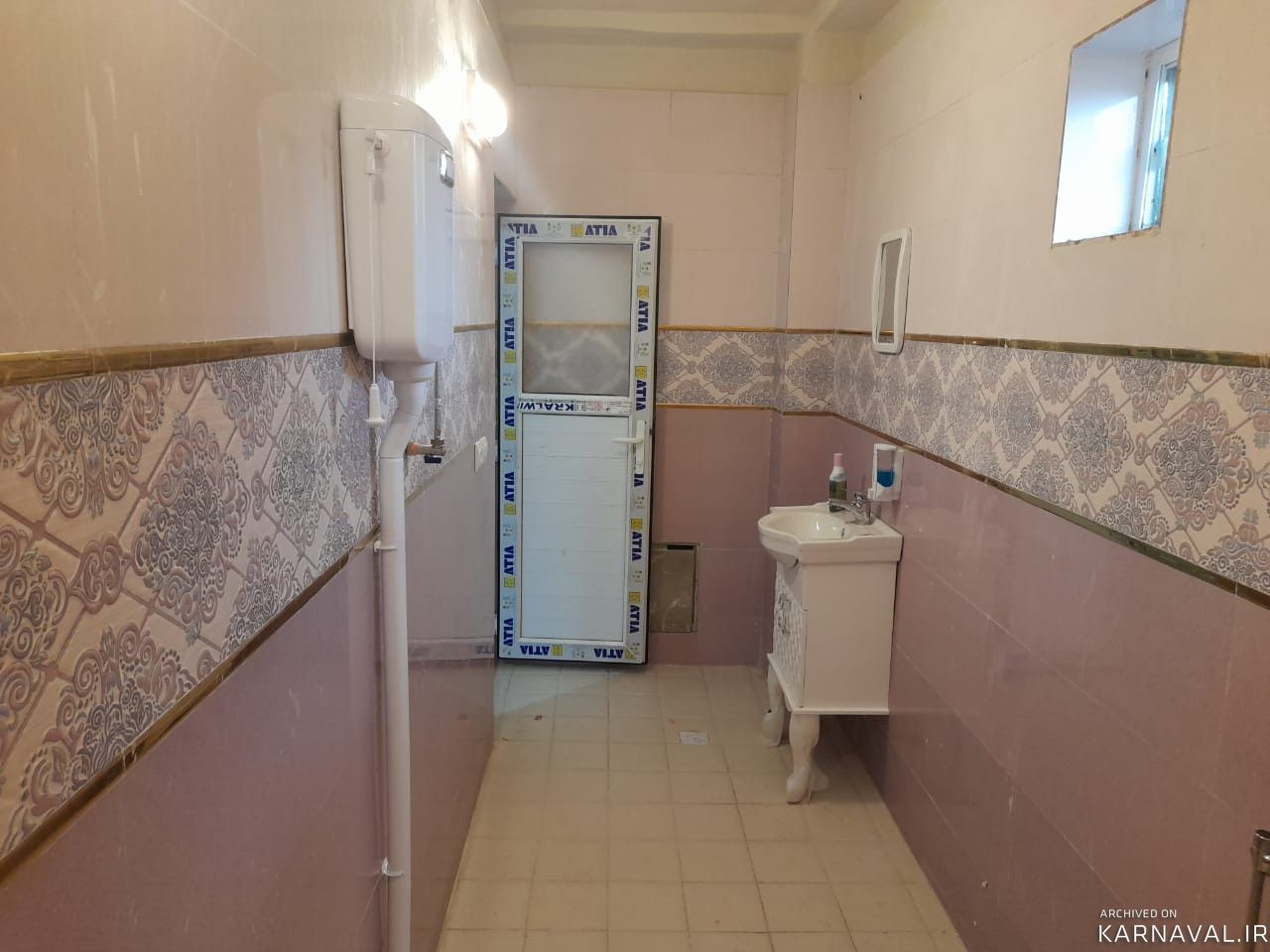 https://media.karnaval.ir/uploads/2022/07/house-68684-2022-07-21-06-23-36-359aed10_a97858ba-cc25-4258-95d4-3db85f7a120e.jpg