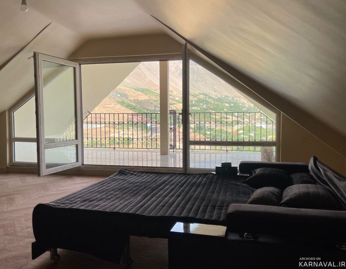 https://media.karnaval.ir/uploads/2022/09/house-70999-2022-09-07-04-48-26-359aed10da3a64061752e7a43dbe7a3ef55255c0-730595.jpg