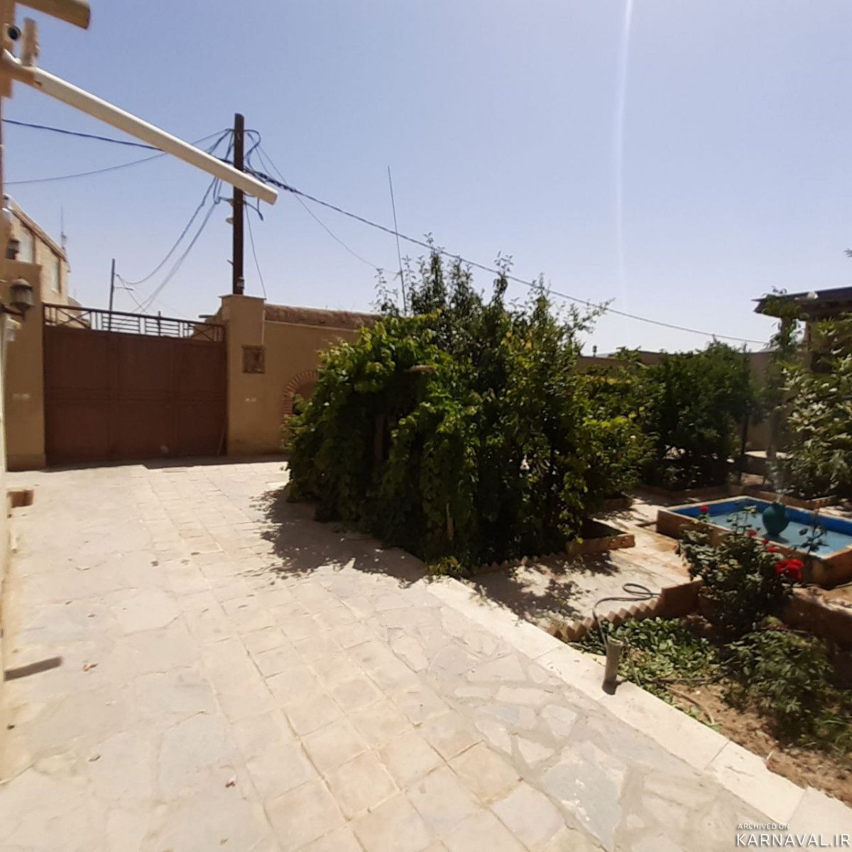https://media.karnaval.ir/uploads/2022/10/house-46339-2022-10-17-02-48-39-359aed10da3a64061752e7a43dbe7a3ef55255c0-102965.jpg