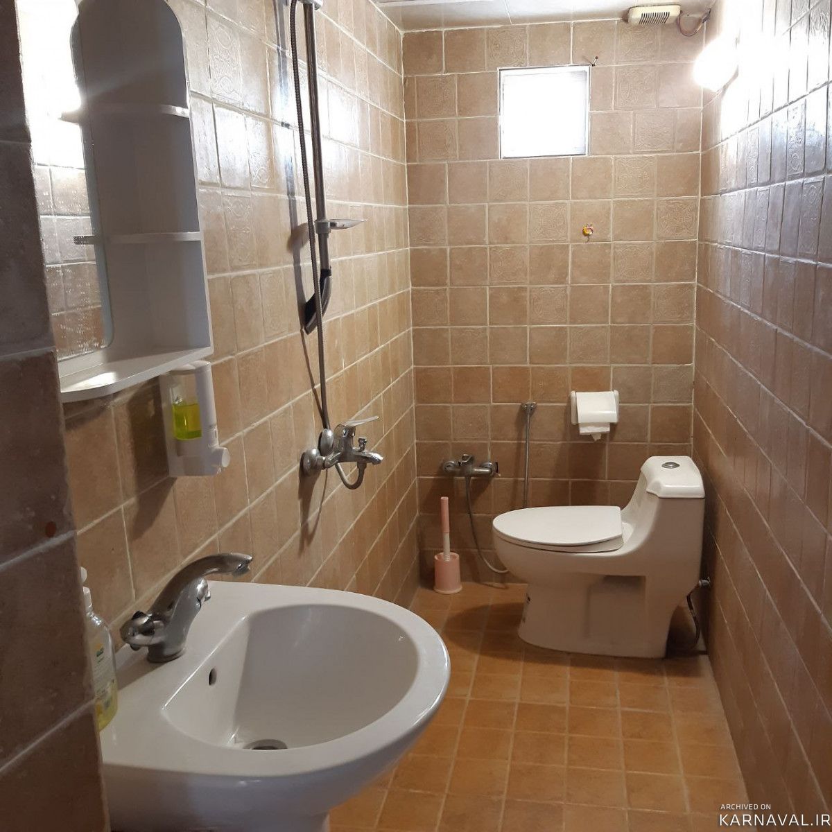 https://media.karnaval.ir/uploads/2022/10/house-46339-2022-10-17-02-48-40-359aed10da3a64061752e7a43dbe7a3ef55255c0-83177.jpg