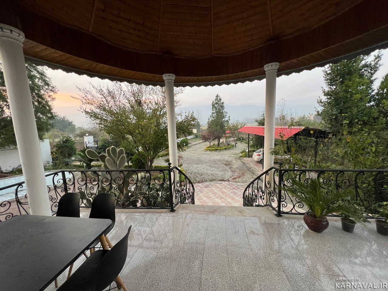https://media.karnaval.ir/uploads/2022/12/house-75198-2022-11-30-04-53-14-359aed10da3a64061752e7a43dbe7a3ef55255c0-760874.jpg