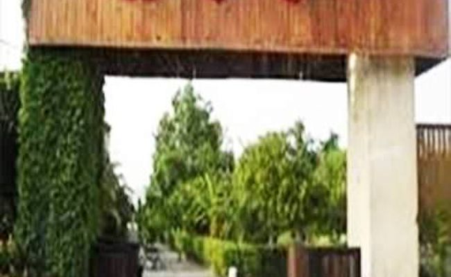 متل گل سرخ نوشهر متل گل سرخ نوشهر