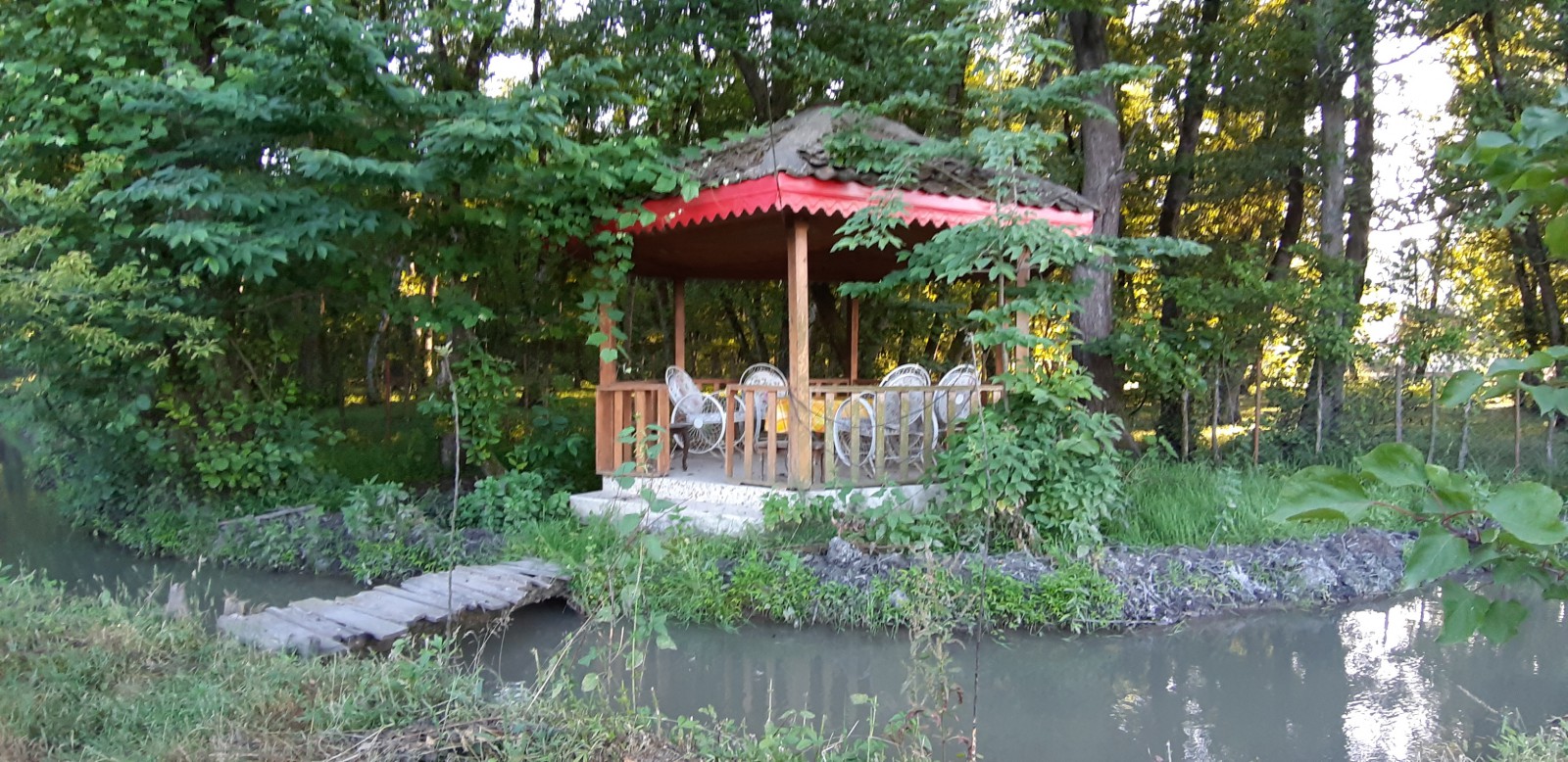 https://media.karnaval.ir/uploads/2023/02/house-76114-2022-12-17-05-03-52-359aed10da3a64061752e7a43dbe7a3ef55255c0-101009.jpg