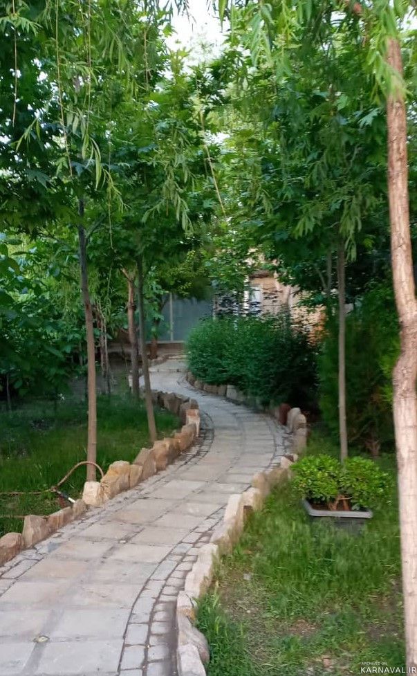 https://media.karnaval.ir/uploads/2023/02/house-77567-2023-01-26-01-58-17-359aed10da3a64061752e7a43dbe7a3ef55255c0-465495.jpg